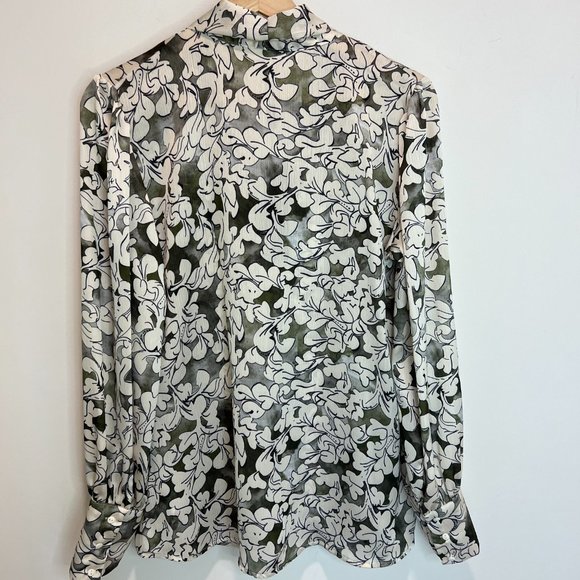 Tie Collar Patterned Blouse - GREEN - Picture 6 of 6